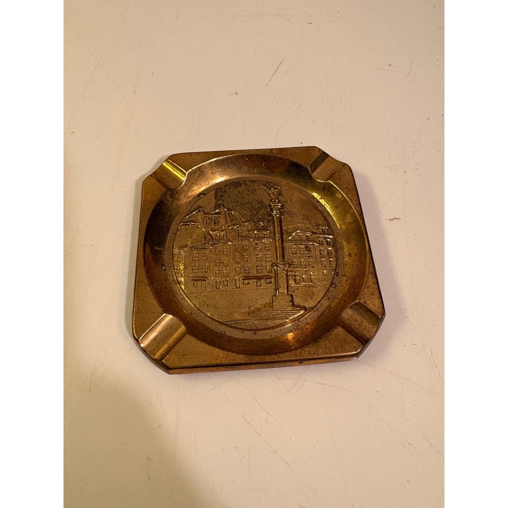Vintage Brass Ashtray Warsaw Poland Sigismunds Column Embossed Cityscape Relief